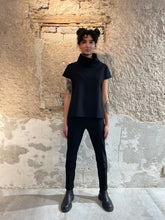 Lade das Bild in den Galerie-Viewer, Schmale Hose Stiftform