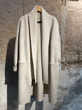 Lade das Bild in den Galerie-Viewer, Mantel aus Wirkloden