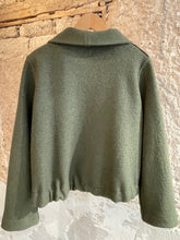 Lade das Bild in den Galerie-Viewer, Kurzjacke aus Merinowolle