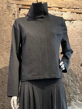 Lade das Bild in den Galerie-Viewer, Jacke Zürich kastig geschnitten