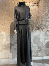 Lade das Bild in den Galerie-Viewer, Hose Zürich extra weite Beine