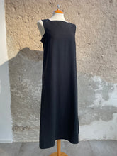 Lade das Bild in den Galerie-Viewer, Kleid Midi