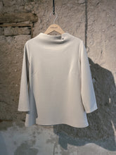 Lade das Bild in den Galerie-Viewer, Oberteil Turtleneck mit Schlitz