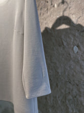 Lade das Bild in den Galerie-Viewer, Oberteil Turtleneck mit Schlitz