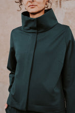 Lade das Bild in den Galerie-Viewer, Jacke Zürich kastig geschnitten
