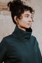 Lade das Bild in den Galerie-Viewer, Jacke Zürich kastig geschnitten
