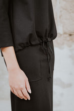 Lade das Bild in den Galerie-Viewer, Oberteil mit Tunnelzug
