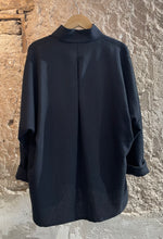 Lade das Bild in den Galerie-Viewer, Overshirt unisex
