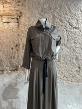 Lade das Bild in den Galerie-Viewer, Kurzjacke mit Stehkragen aus Tencel
