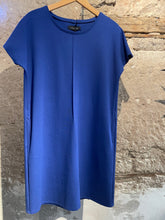 Lade das Bild in den Galerie-Viewer, Basic-Kleid in königsblau

