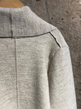 Lade das Bild in den Galerie-Viewer, Mantel aus Wirkloden
