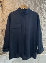 Lade das Bild in den Galerie-Viewer, Overshirt unisex
